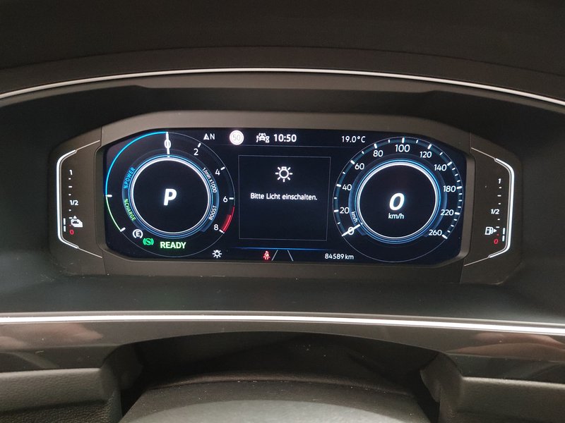 Volkswagen Tiguan 1.4 TSI eHybrid Life automatik • ACC • LED — 21