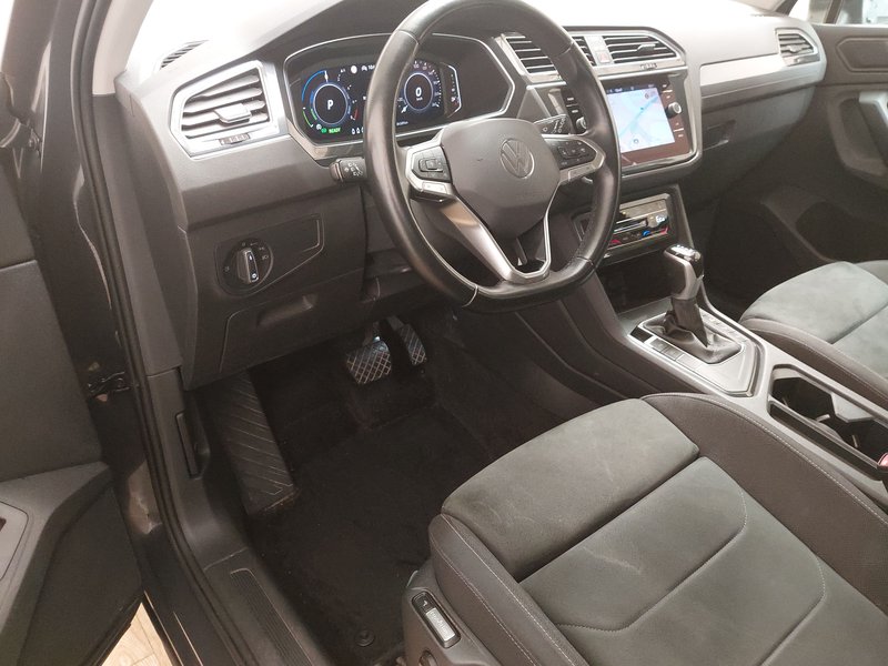 Volkswagen Tiguan 1.4 TSI eHybrid Life automatik • ACC • LED — 6