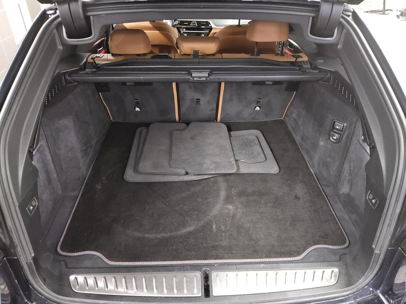 BMW 520d Touring xDrive automatik M Sport • ACC • koža — 12