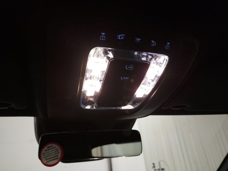 Mercedes-Benz A 180 d automatik • ACC • Full LED — 13