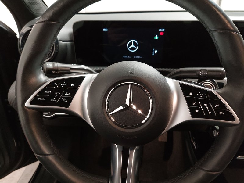 Mercedes-Benz A 180 d automatik • ACC • Full LED — 15