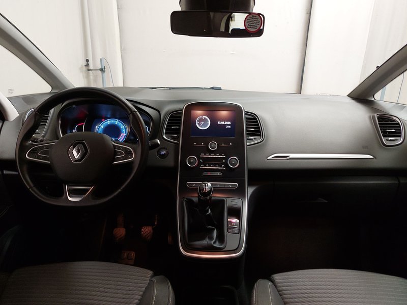 Renault Scenic 1.2 • AHK • bezključni pristup — 18