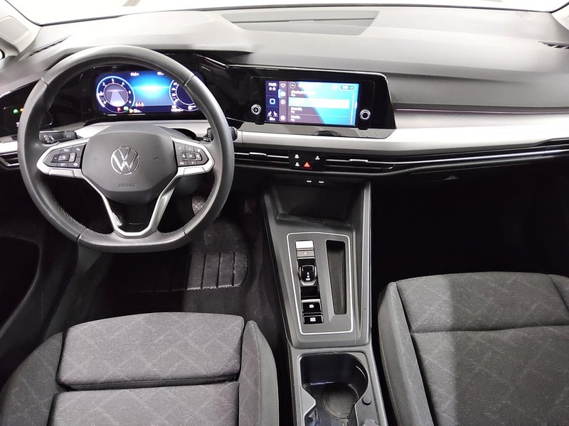 Volkswagen Golf 8 Variant 2.0 TDI automatik Life • bežično punjenje • Full LED — 5
