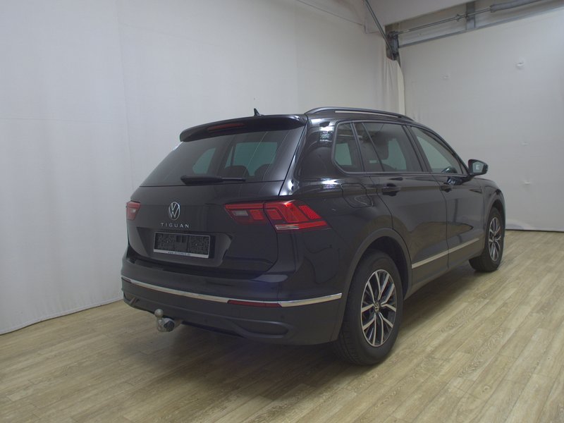 Volkswagen Tiguan 2.0 TDI automatik Life • ACC • LED — 4