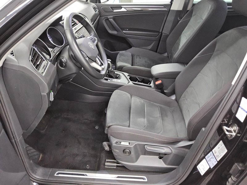 Volkswagen Tiguan 2.0 TDI automatik Life • ACC • LED — 8