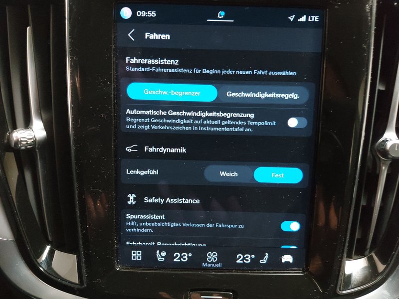 Volvo V60 B4 automatik • Full LED • digitalni instrumenti — 21