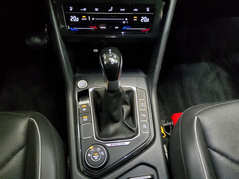 Volkswagen Tiguan Allspace 2.0 TSI 4MOTION automatik Elegance • HUD — 6