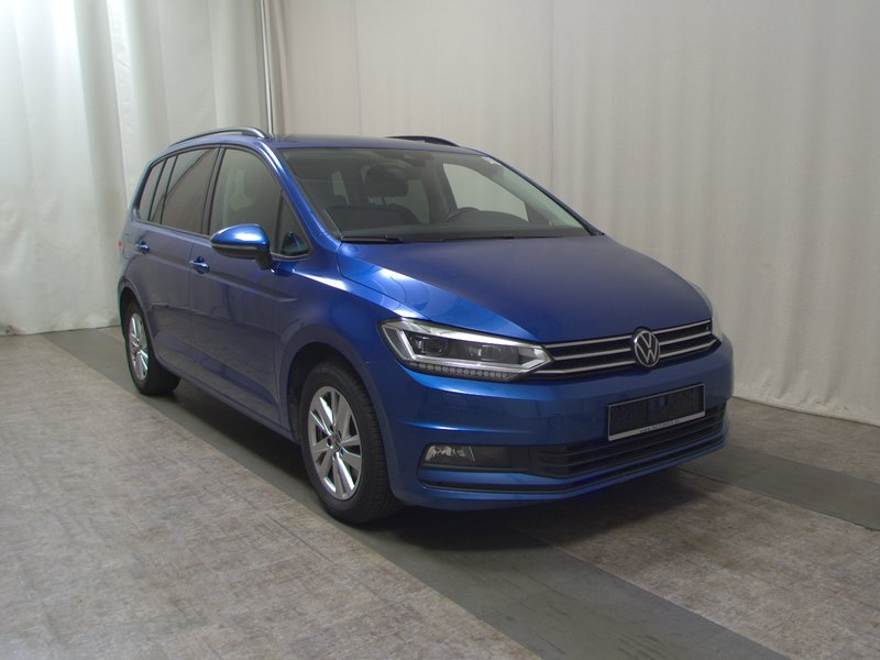 Volkswagen Touran 2.0 TDI automatik • panorama • ACC — 3