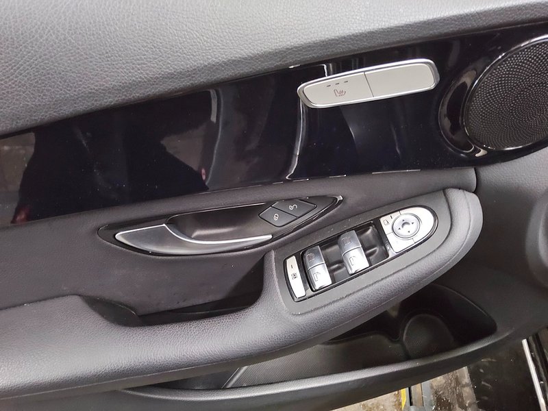 Mercedes-Benz C 300 de karavan automatik Avantgarde • LED — 10