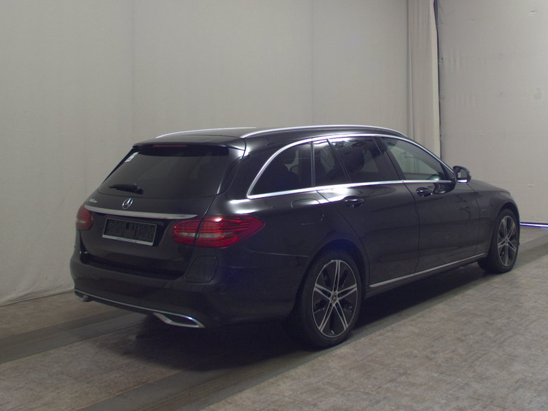 Mercedes-Benz C 300 de karavan automatik Avantgarde • LED — 4