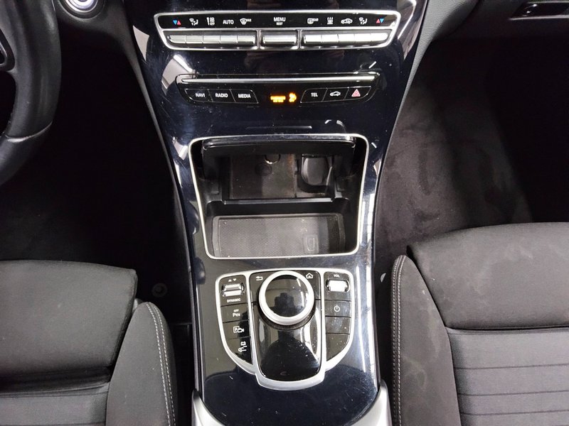 Mercedes-Benz C 300 de karavan automatik Avantgarde • LED — 6