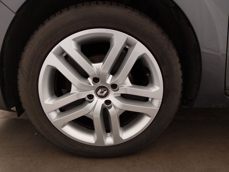 Renault Clio Grandtour 0.9 TCe • AHK — 12