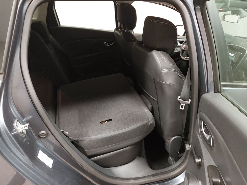 Renault Clio Grandtour 0.9 TCe • AHK — 22
