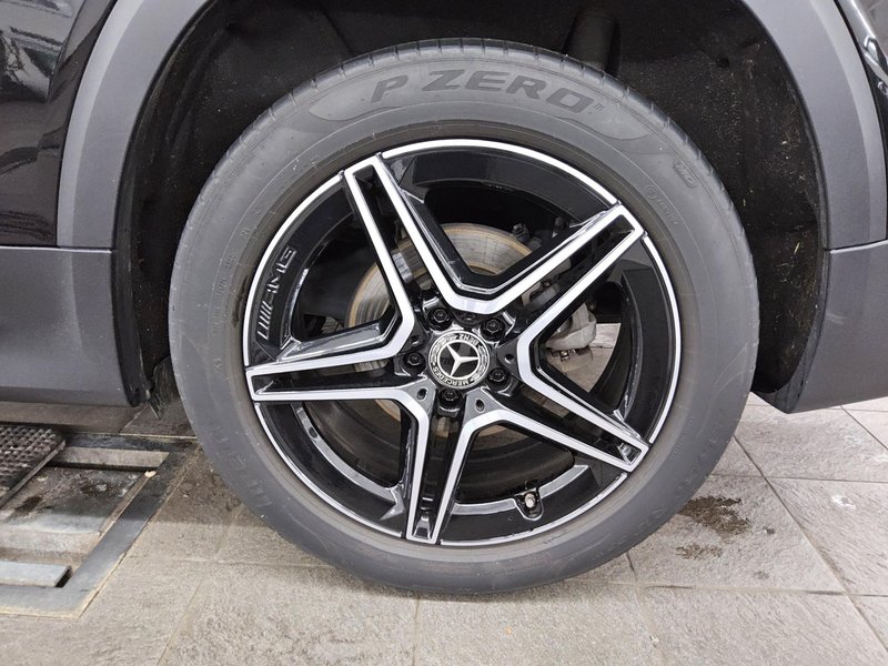 Mercedes-Benz GLB 200 d automatik AMG Line • LED • digitalni instrumenti — 11