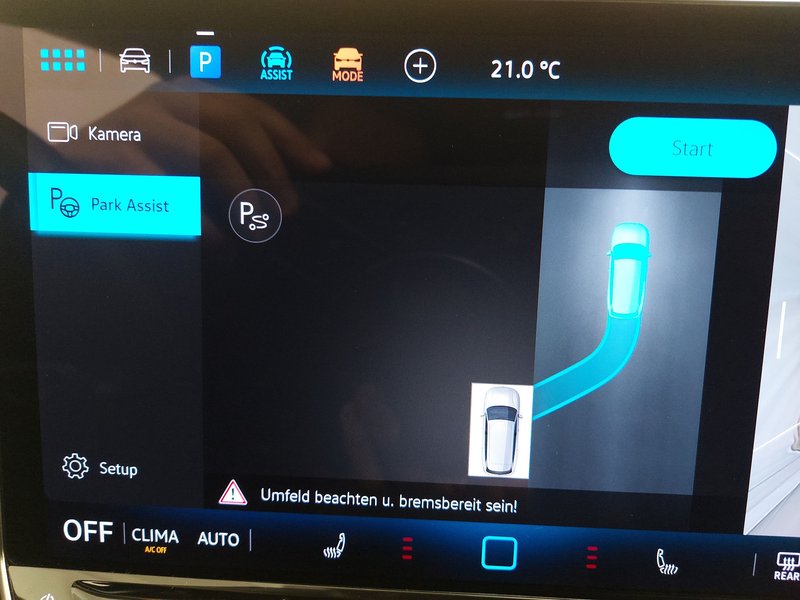 VW Passat Variant 2.0 TDI Elegance automatik • 360° kamera • ACC — 16