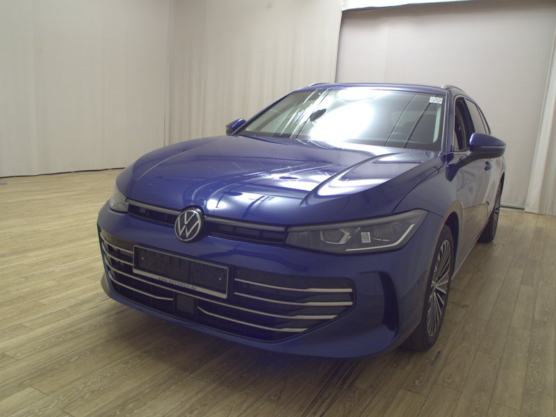 VW Passat Variant 2.0 TDI Elegance automatik • 360° kamera • ACC — 2