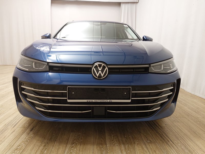 VW Passat Variant 2.0 TDI Elegance automatik • 360° kamera • ACC — 9