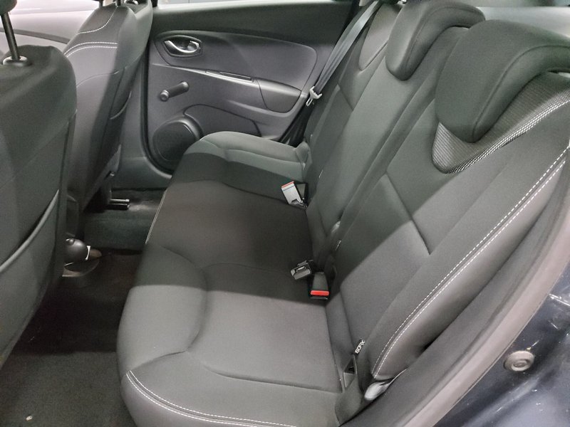 Renault Clio Grandtour 0.9 TCe Business Edition — 13