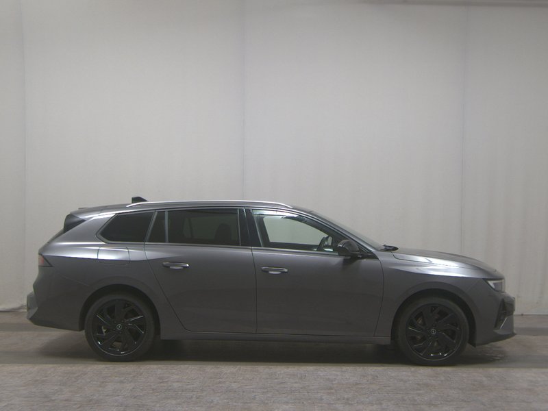 Opel Astra Sports Tourer 1.5 D automatik GS Line • ACC • kuka za vuču