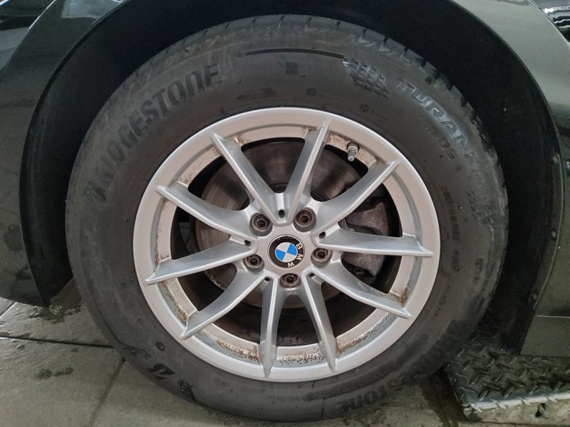 BMW 320d automatik • LED • digitalni instrumenti — 11