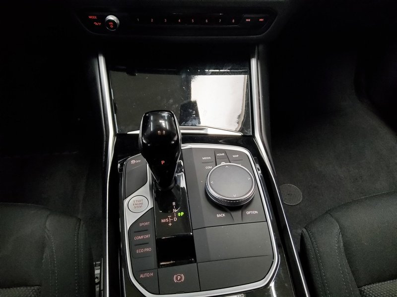 BMW 320d automatik • LED • digitalni instrumenti — 6