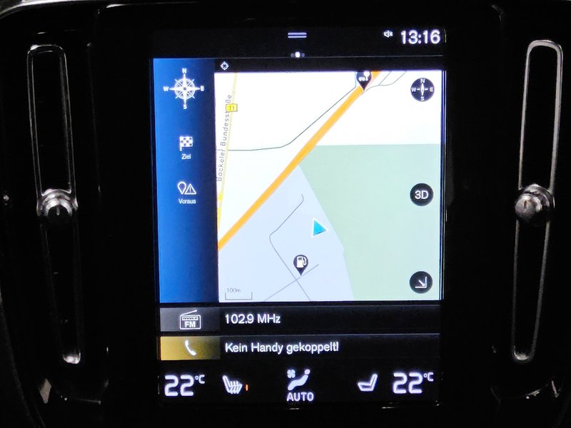 Volvo XC40 D3 automatik Inscription • AHK • električna peta vrata — 7