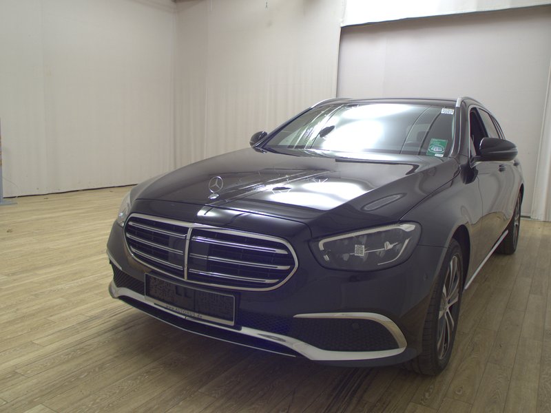 Mercedes-Benz E 300 de 4MATIC karavan automatik Exclusive • ACC • LED — 2