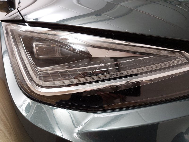 SEAT Arona 1.0 TSI Xperience • Full LED — 16