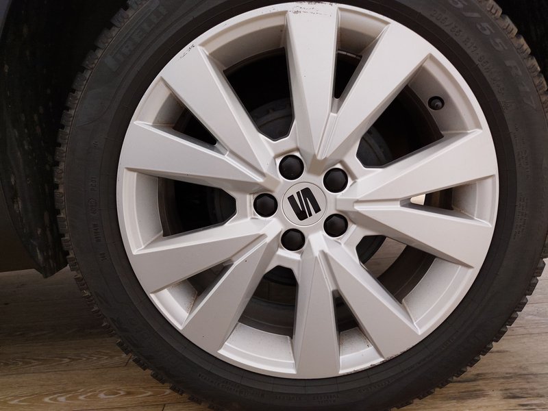 SEAT Arona 1.0 TSI Xperience • Full LED — 8