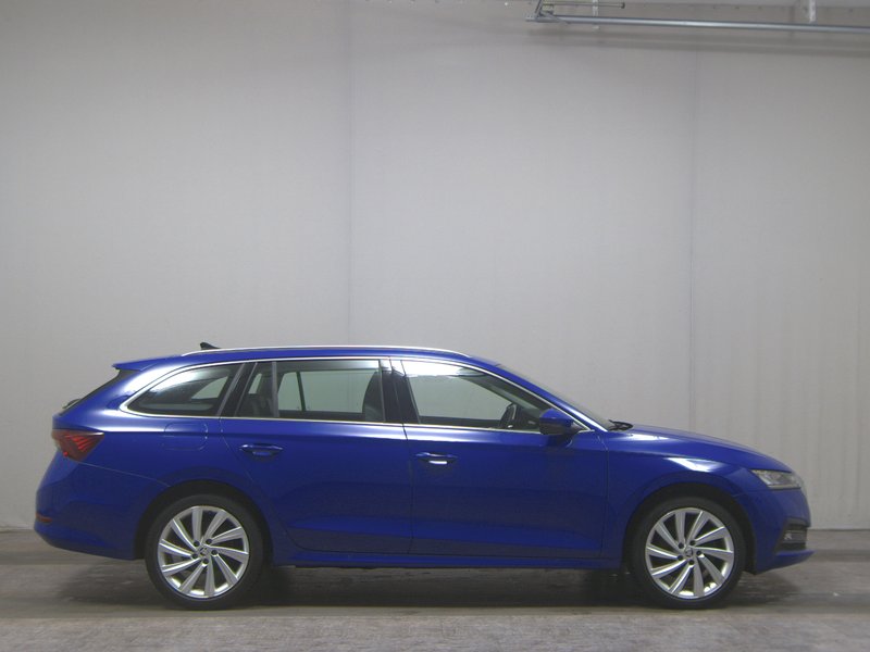 Škoda Octavia Kombi 1.4 TSI iV automatik Style • ACC • HUD