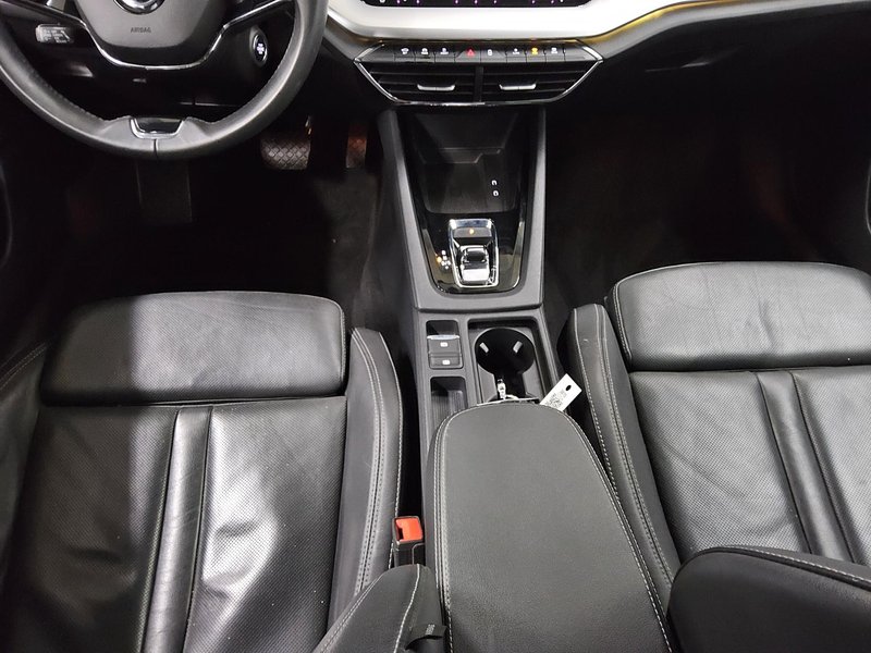 Škoda Octavia Kombi 1.4 TSI iV automatik Style • ACC • HUD — 6
