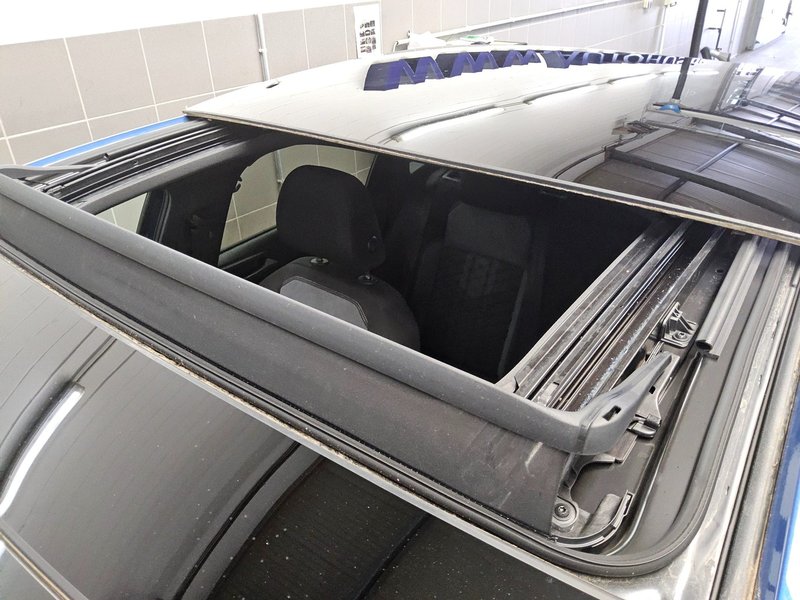 Volkswagen Taigo 1.0 TSI R-Line • ACC • Full LED — 12