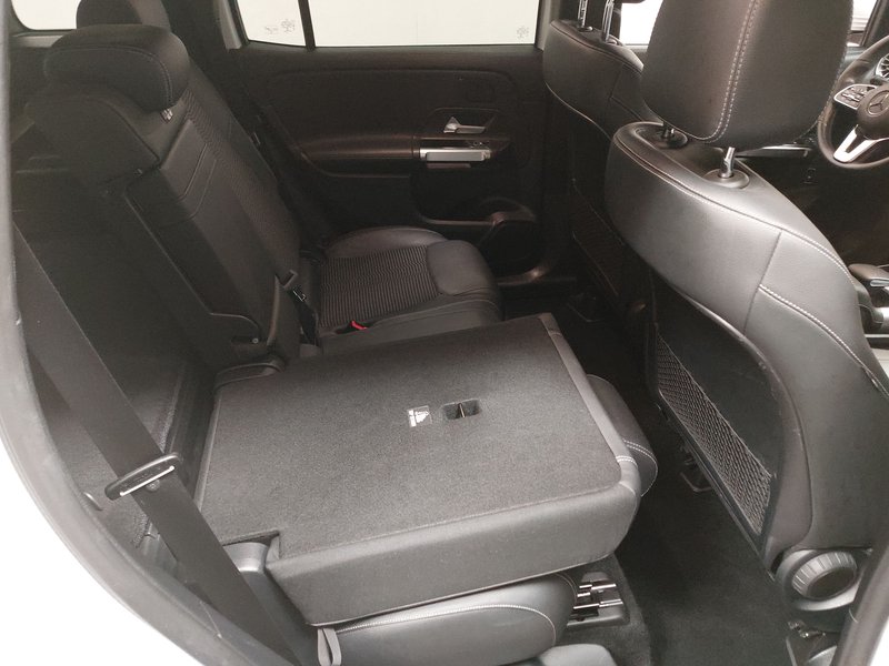Mercedes-Benz GLB 220 d automatik Progressive • adaptivni ovjes • kuka za vuču — 11
