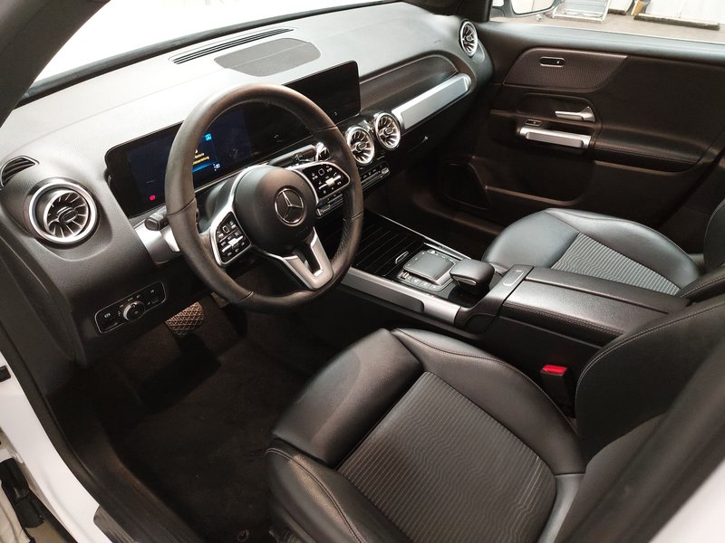 Mercedes-Benz GLB 220 d automatik Progressive • adaptivni ovjes • kuka za vuču — 6