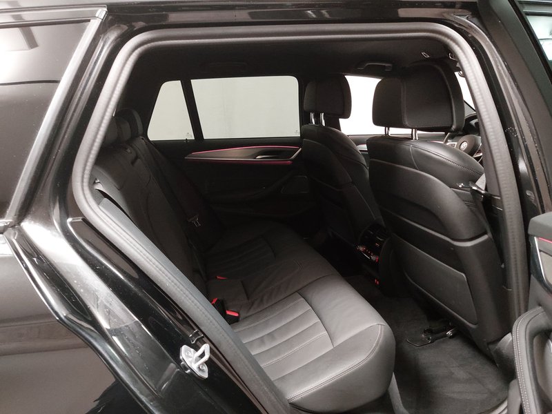 BMW 520d xDrive Touring M Sport automatik • zračni ovjes • digitalni instrumenti — 12