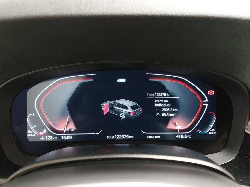 BMW 520d xDrive Touring M Sport automatik • zračni ovjes • digitalni instrumenti — 22