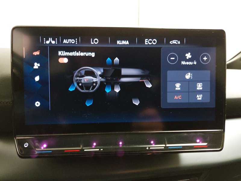 CUPRA Born • ACC • Full LED — 19