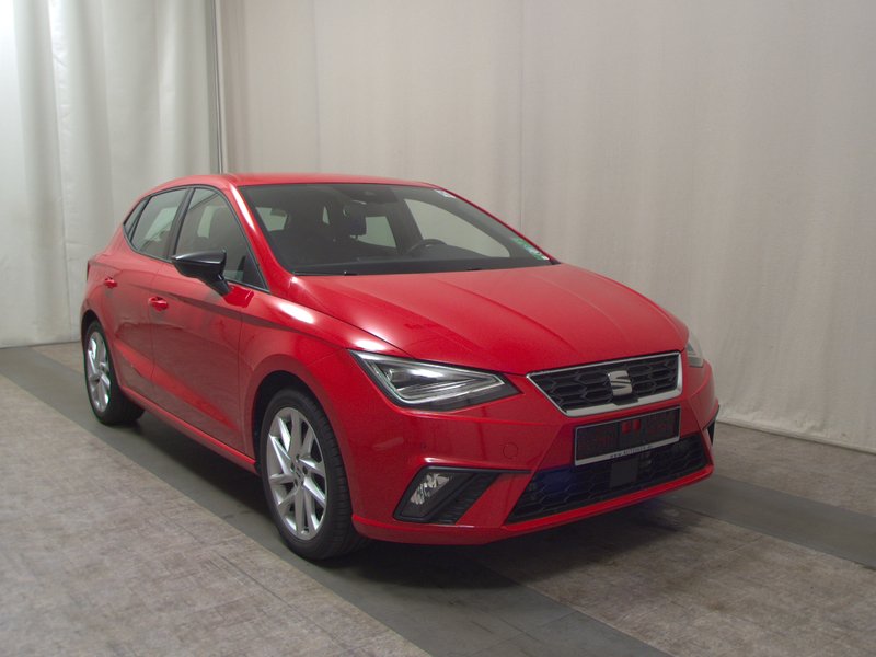 SEAT Ibiza 1.0 TSI automatik FR-Line • AHK • Full LED — 3