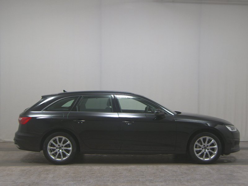 Audi A4 Avant 40 TDI automatik • LED • senzori za parkiranje straga