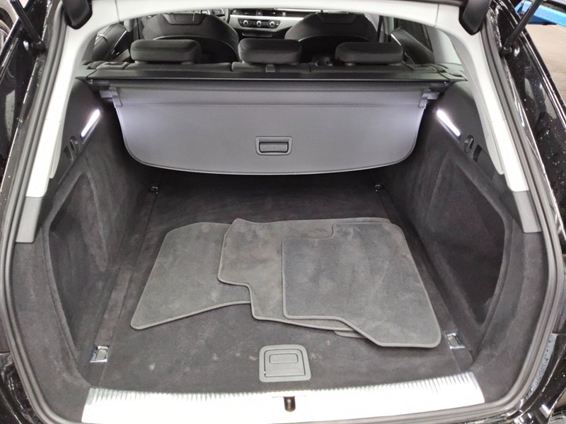Audi A4 Avant 40 TDI automatik • LED • senzori za parkiranje straga — 11