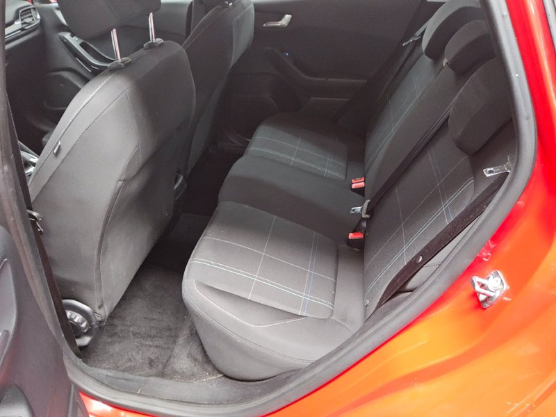 Ford Fiesta 1.5 TDCi Cool & Connect • LED • grijana sjedala — 12