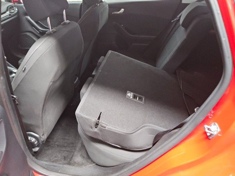 Ford Fiesta 1.5 TDCi Cool & Connect • LED • grijana sjedala — 13