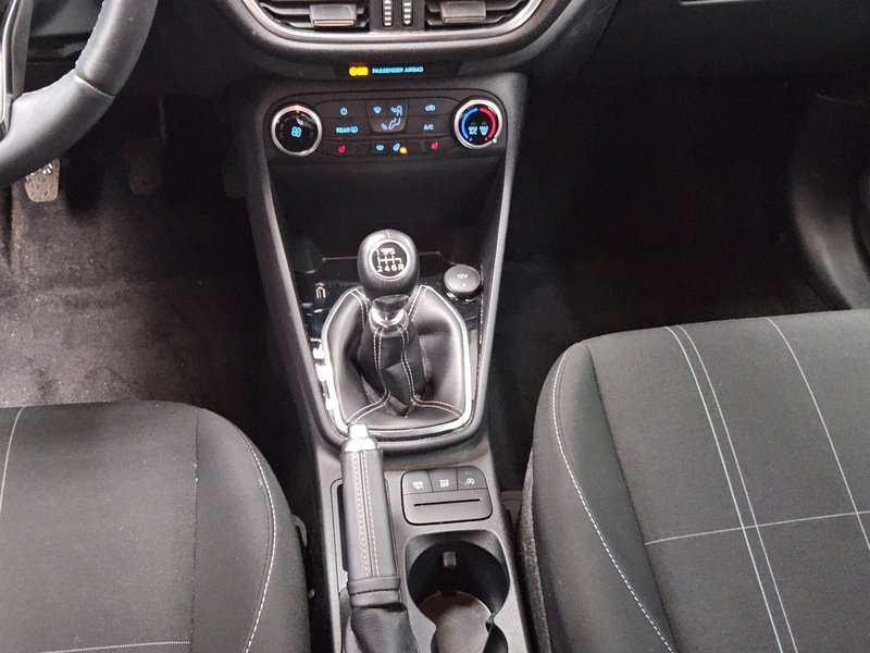 Ford Fiesta 1.5 TDCi Cool & Connect • LED • grijana sjedala — 6