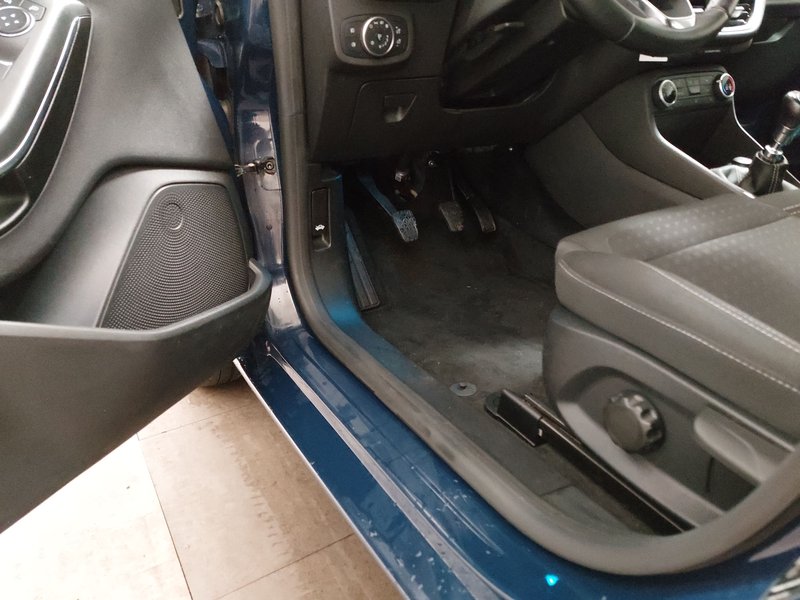 Ford Fiesta 1.0 EcoBoost Titanium • Full LED • Alu felge — 7