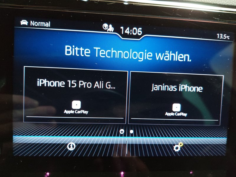 Škoda Superb Combi 2.0 TDI automatik SportLine • ACC • AHK — 18