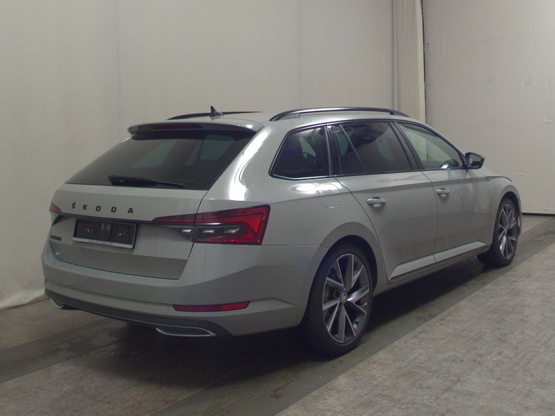 Škoda Superb Combi 2.0 TDI automatik SportLine • ACC • AHK — 4