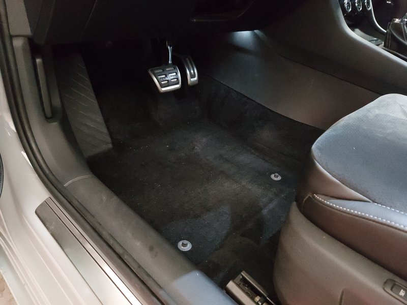 Škoda Superb Combi 2.0 TDI automatik SportLine • ACC • AHK — 7