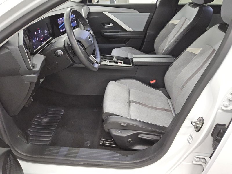 Opel Astra 1.5 D automatik Business Elegance • ACC • Full LED — 9