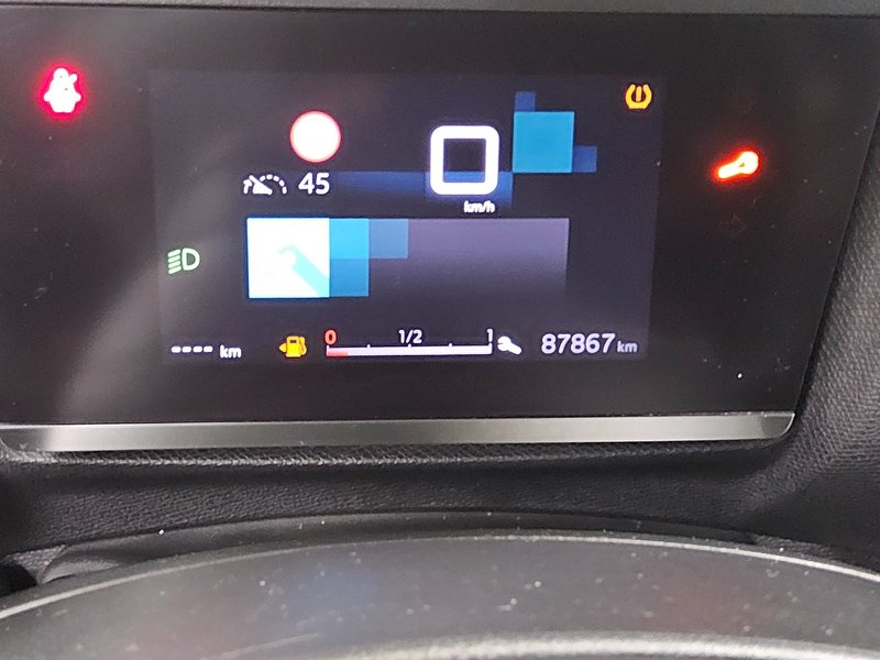 Citroën C4 1.5 BlueHDi Feel • digitalni instrumenti • navigacija — 8