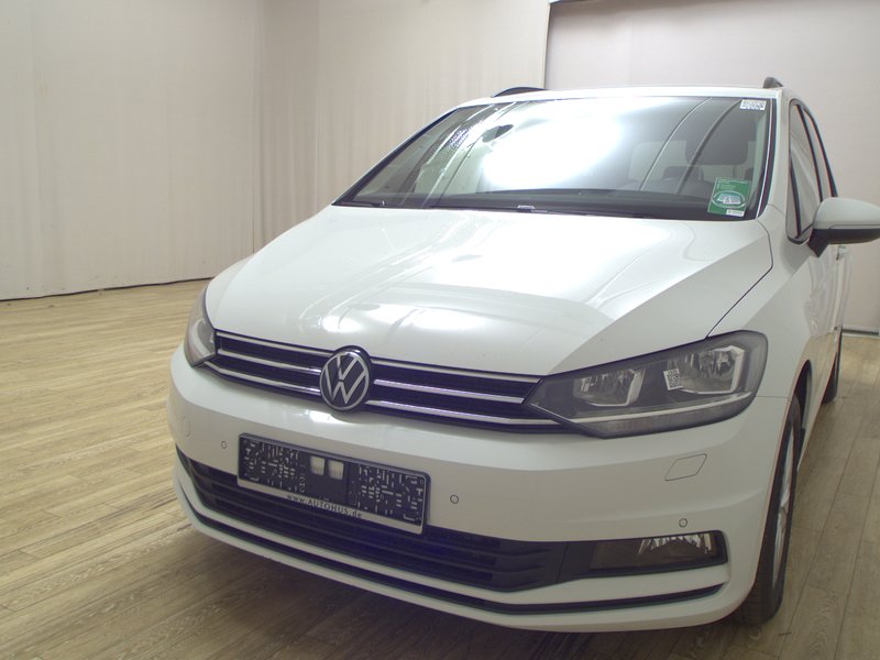 Volkswagen Touran 2.0 TDI • ACC • AHK — 2